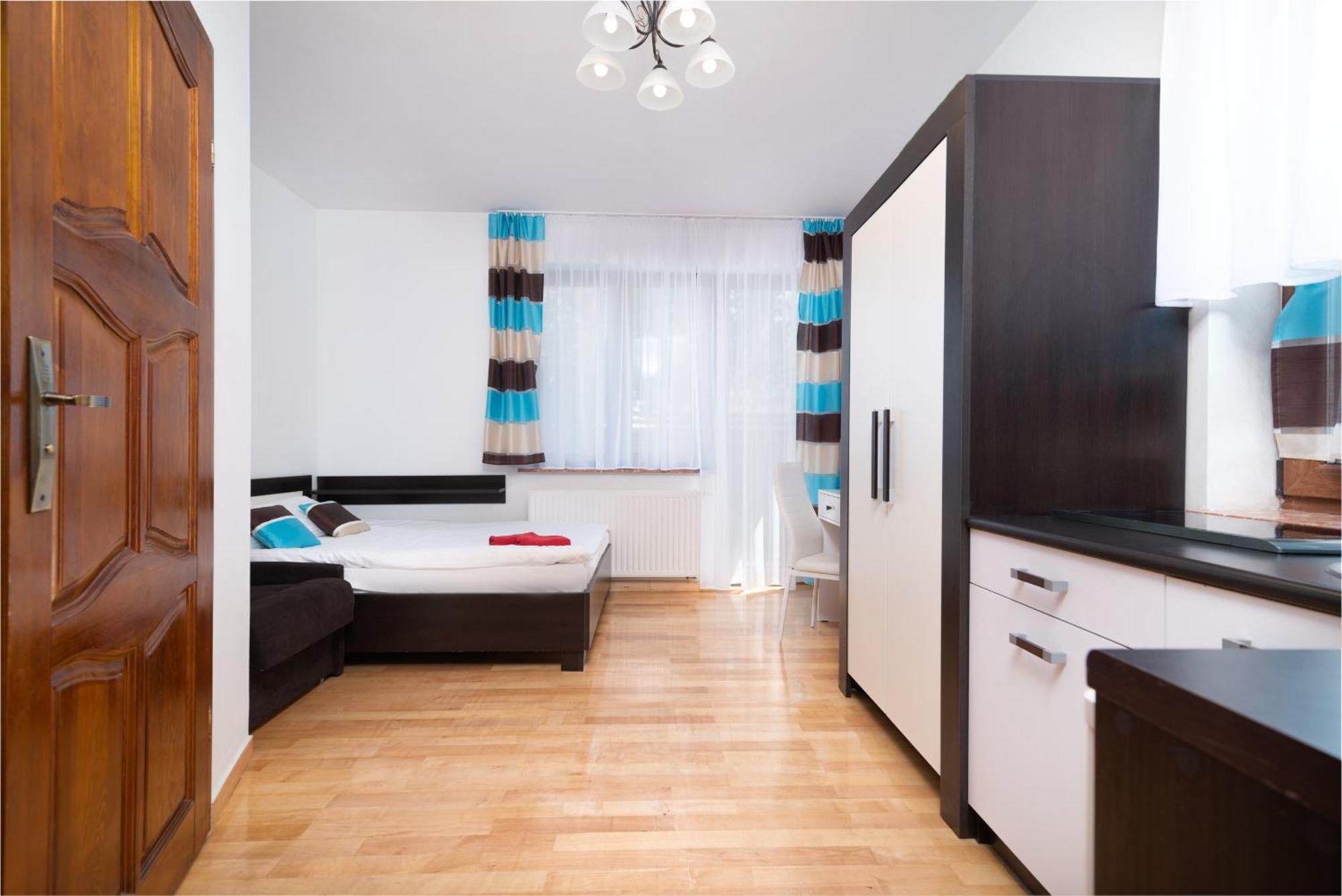 Willa Rubin -Noclegi, Pokoje Krynica Morska, Apartamenty Exterior foto