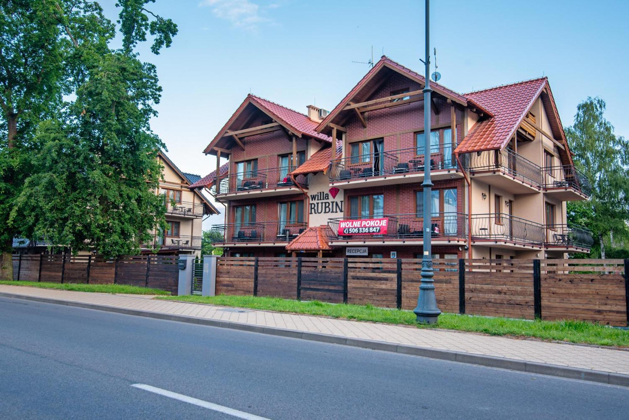 Willa Rubin -Noclegi, Pokoje Krynica Morska, Apartamenty Exterior foto