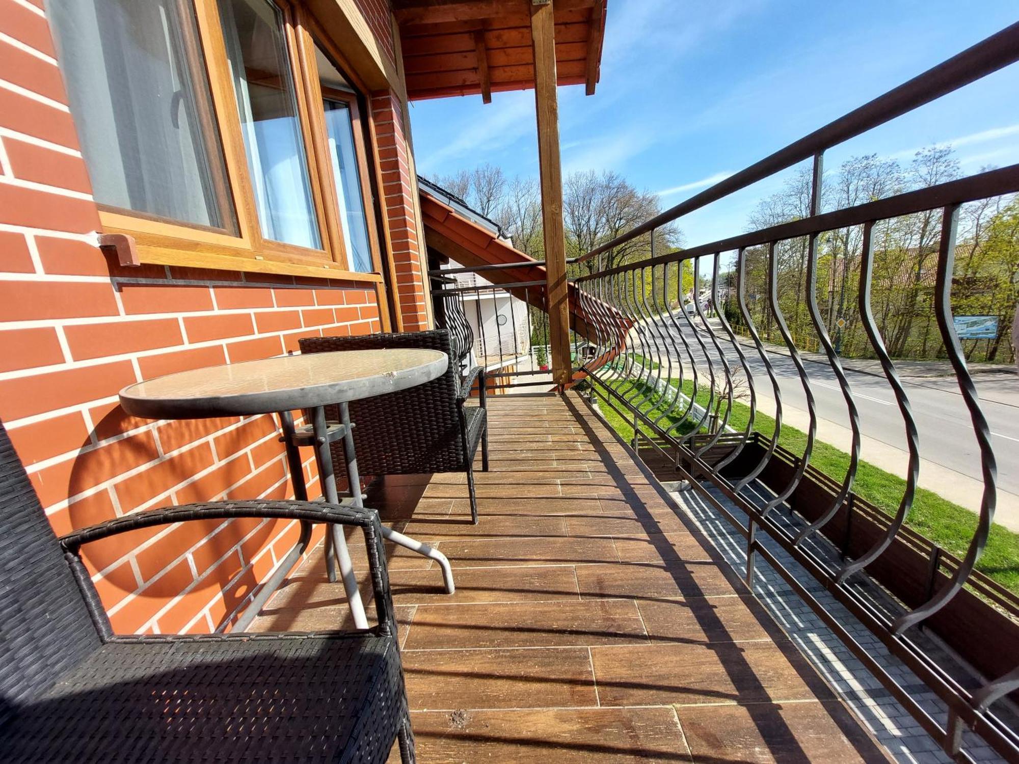 Willa Rubin -Noclegi, Pokoje Krynica Morska, Apartamenty Exterior foto