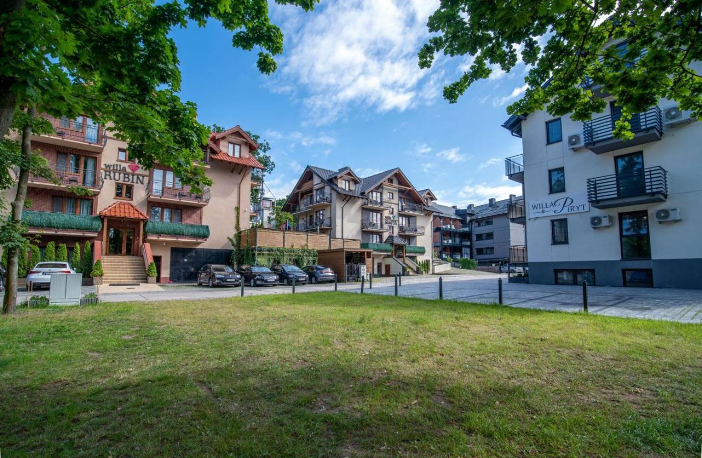 Willa Rubin -Noclegi, Pokoje Krynica Morska, Apartamenty Exterior foto